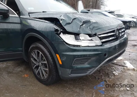 2019 Volkswagen Tiguan 2.0T Se/2.0T Sel/2.0T Sel R-Line/2.0T Sel R-Line Black from USA, damaged, VIN 3VV2B7AX5KM157595